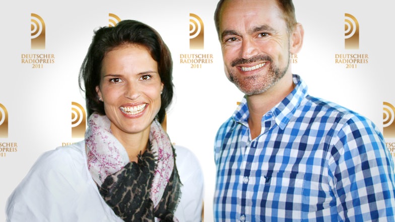 Sabine Beck und Thomas Mohr kommentieren die Gala zum Deutschen Radiopreis 2011 im Radio Sabine Beck und Thomas Mohr kommentieren die Gala zum Deutschen Radiopreis 2011 im Radio © NDR/Deutscher Radiopreis Foto: Jochen Moseberg