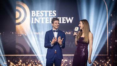 Andreas Wellinger und Katrin Bauerfeind beim Deutschen Radiopreis 2024 © Deutscher Radiopreis / Benjamin Hüllenkremer Foto: Benjamin Hüllenkremer